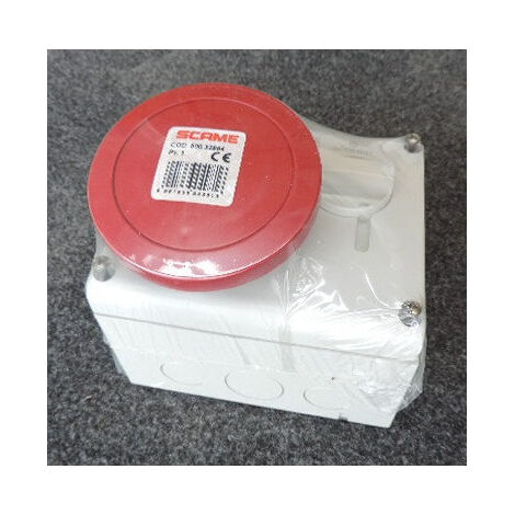 Prise socle saillie verrouillable 3P+T 32A femelle 380-440V 50-60Hz rouge 3H base 136x125mm étanche IP44 OMNIA