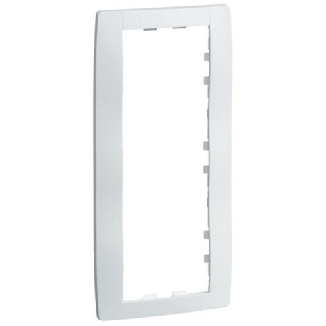 Plaque Hager 3 postes verticale blanc neve 90x194mm – Entraxe 57mm – Pour installations intérieures – WK407