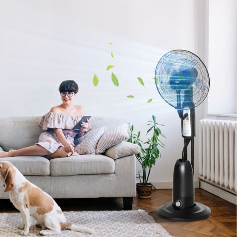 "HOMCOM 18"" Pedestal Fan with Water Mist Spray Standing Fan, 2.8L Tank Black"