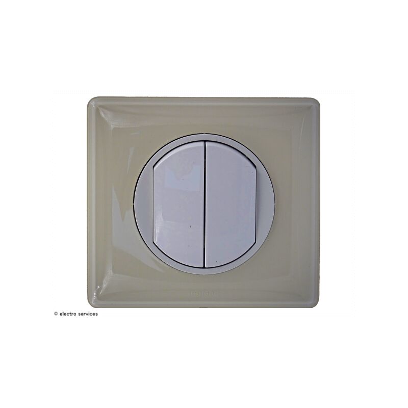Interrupteur Inverseur Double Poussoir Fugitif SCEME - 2 Circuits ON/OFF - 250V/2A - Neuf