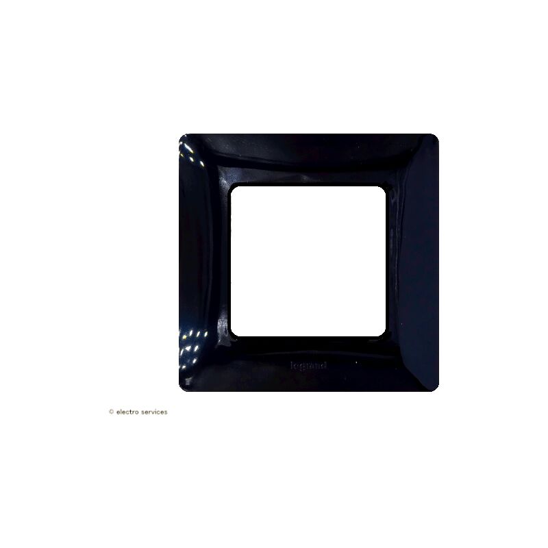Plaque de finition Niloé Legrand 1 Poste  Finition: Onyx