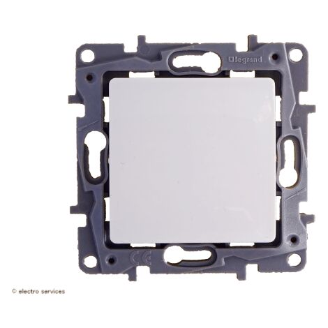 Legrand – Poussoir simple niloé 6A 250V – Mécanisme pur – Montage encastré ou sailli – Fixation à vis et griffe – Coques de protection de chantier (1/2)