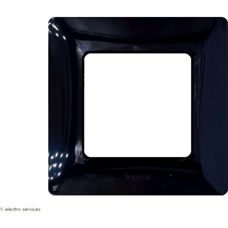 Plaque de finition Niloé Legrand 1 Poste  Finition: Onyx