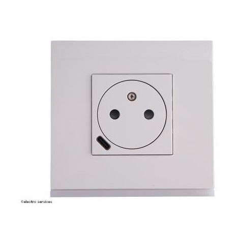 Hager – Prise affleurante 2P+T avec USB-C – 16A 250V – Pour installation intérieure – Blanc – Gallery