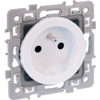 Steckdose 2P+T 16A - QUADRAT Weiß - Mit Klammern + obere und untere Verbindung