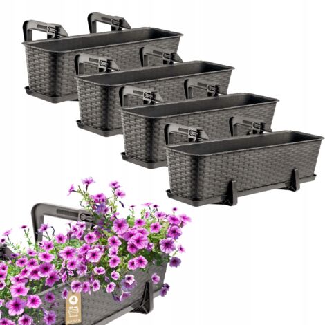 KADAX Jardinière Suspendue Extérieure 60 cm, Balconnière en Plastique Aspect Rotin avec Supports de Fixation Intégrés et Soucoupe (Marron, Lot de 4) (1/5)