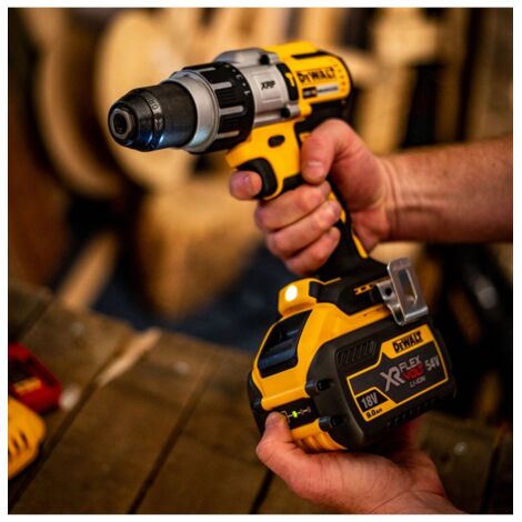Hammer Drill DeWALT DCD996P1T (1 x 5,0 Ah + DCB1104 + TSTAK II) + Tool-holder belt DeWALT DWST1-75552