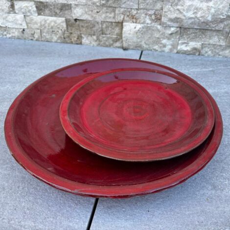 Soucoupe 25cm rouge impérial faite à la main en terre cuite émaillée (1/4)