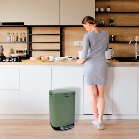 Cubos reciclaje y basura cocina - Extraibles Online. 
