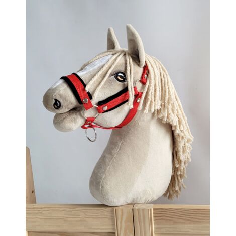 Cabezada de caballo ajustable Hobby Horse A3 roja con pelo negro (1/3)