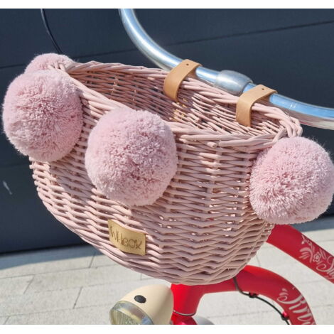 Cesta de bicicleta infantil de mimbre rosa con pompones (1/5)
