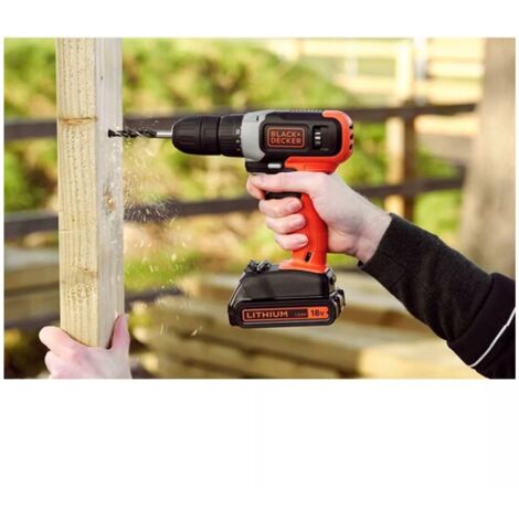 BLACK+DECKER Outillage - Perceuse-visseuse sans fil 18 V, 2 batteries 1,5 Ah BCD001C2-QW (1/5)