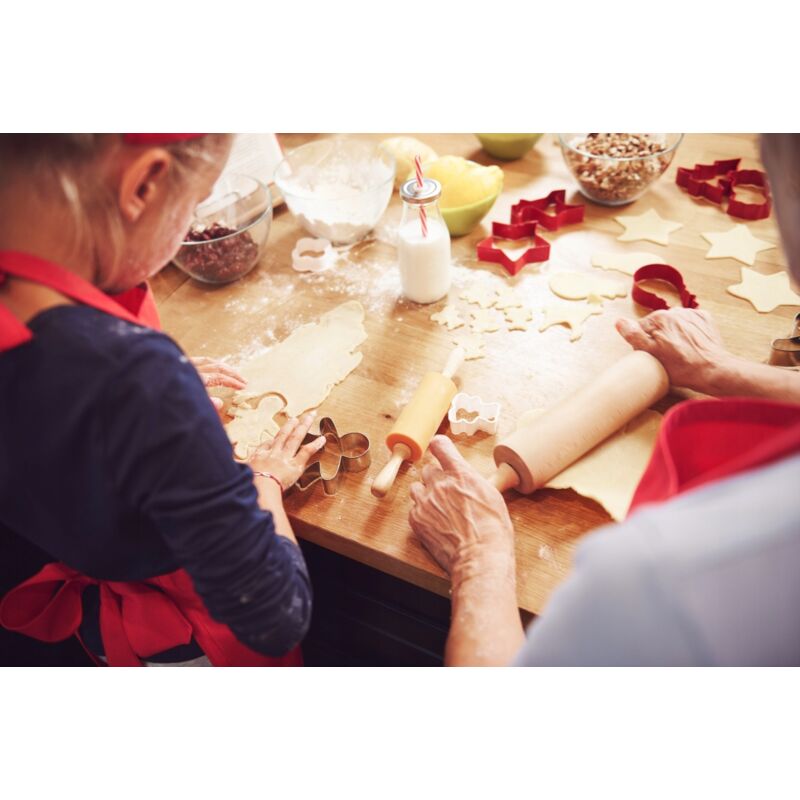 Janod Atelier Biscuits En Bois – Set Pâtisserie Avec 10 Biscuits, 8 Saveurs, Plateau, Spatule, Gant, Dès 3 Ans, FSC