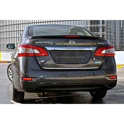 Garniture de hayon chromée pour Nissan Sentra VII 2012+ (1/5)