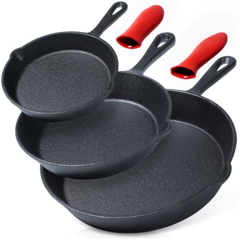 Ensemble de poêles en fonte avec couvercle en silicone CAST LINE 15 / 20 / 25 cm 3 pièces.