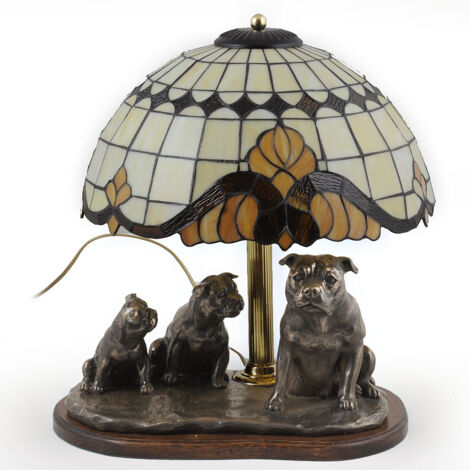 American Staffordshire Terrier, Amstaff, Amstaf - Lampe avec abat-jour en verre teinté, lampe de table avec statuette de chien, décoration d'intérieur rétro par Art-Dog (1/3)
