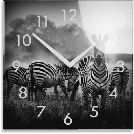 Une horloge murale moderne pour le salon, Troupeau de zèbres (1/4)