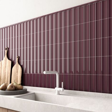 Carrelage mural uni 20x6.5 cm – Finition brillante/polie – Effet graphique DOME Bordeaux – Surface couverte 0.42 m² – Equipe