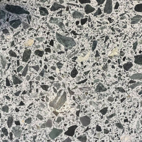 Véritable Carreau Terrazzo fond blanc-vert inclusions vertes BRAGA 60x60 cm boîte de 0.72m2 Satiné - Gioia Materia