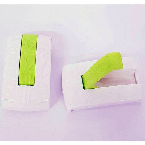 Set 4pz Gancio Adesivo 5x3cm Scomparsa Plastica Guardaroba Appendiabiti Cucina (1/2)