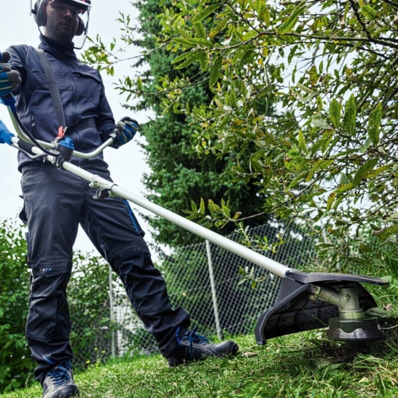 Scheppach CBS260-20Li - 20V | Elagueuse à Main Sur Batterie | Brushless | Longueur De Coupe 13cm | Batterie 2.0Ah Et Chargeur Inclus