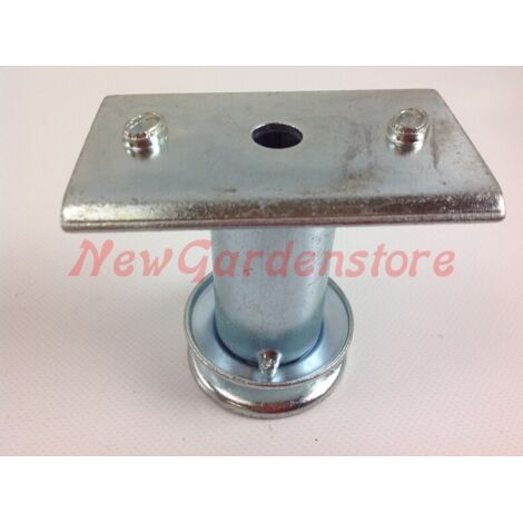 BRM 2356 IKRA 044912 Support de moyeu de coupe pour tondeuse à gazon (1/4)