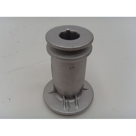 Moyeu porte-lame pour tondeuse à gazon 530 IBEA 3040104 170082 (1/4)
