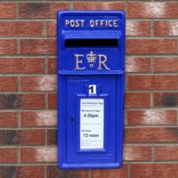 Royal Mail Post Box Scottish with Floor Stand ER Cast Iron Wall Mounted Wedding Authentic Pillar Replica Lockable Post Office Letter Box Blue - Blue