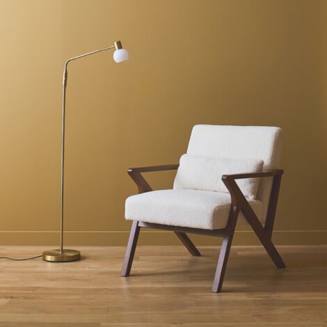 Poltrona scandinava in legno di hevea e bouclé