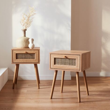 Set 2 comodini effetto legno e cannage