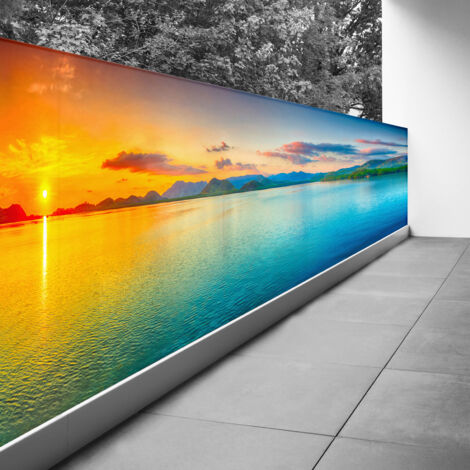 Brise vue Trompe l'oeil - 80x320 cm - Couché de soleil - Recto Imprimé / Verso BlancBâche Micro Perforée - 80% d'occultation (1/3)