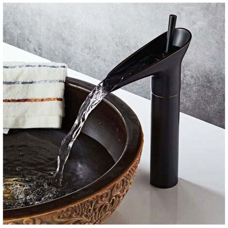 Grifo de cocina flexible con mezclador de agua caliente y fría de doble manija montado en el deck de cromo 3 agujeros - China Grifo de Cocina, Mezclador de Cocina Grifo de cocina flexible con mezclador de agua caliente y fría de doble manija montado en el deck de cromo 3 agujeros - China Grifo de Cocina, Mezclador de Cocina
