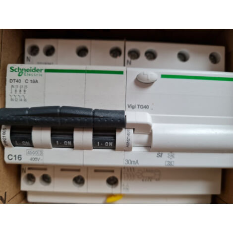 ProDis Vigi DT40 - bloc différentiel 3P+N 25A 30mA instantané type AC 230-415Vca - A9N19442