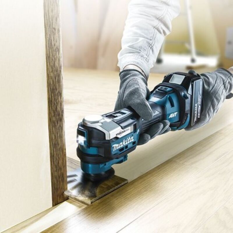Makita DTM52Z - Outil Multifonction 18V Li-Ion LXT Sans Fil (Machine Seule) - Polyvalent Pour Découpe, Ponçage Et Plus