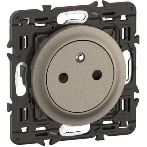 Legrand – Prise de courant 2P+T affleurante – Indice de protection IP20 – Intensité 16A – Enjoliveur Titanium – Pour installation intérieure