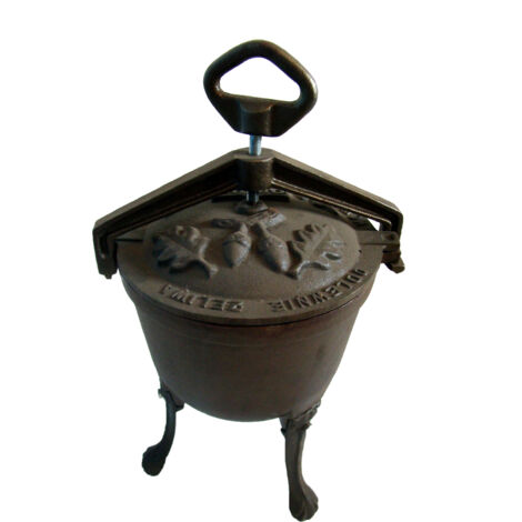 BOLLITORE DA CACCIA IN GHISA 4L (1/5)