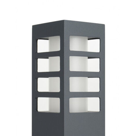 Alpine Corporation – Pali Da Giardino Solari A Fiocco Di Neve 3D, Luci LED Bianche (set Da 2)