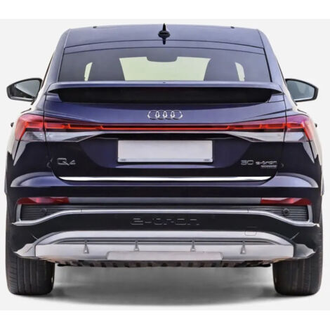 Audi Q4 e-tron - STRISCIA CROMATA PER IL COFANO DEL BAGAGLIAIO