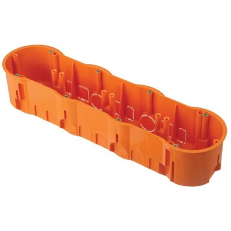 Caja de empotrar de 60 de fondo, cuádruple con tornillos - A.0049WPG