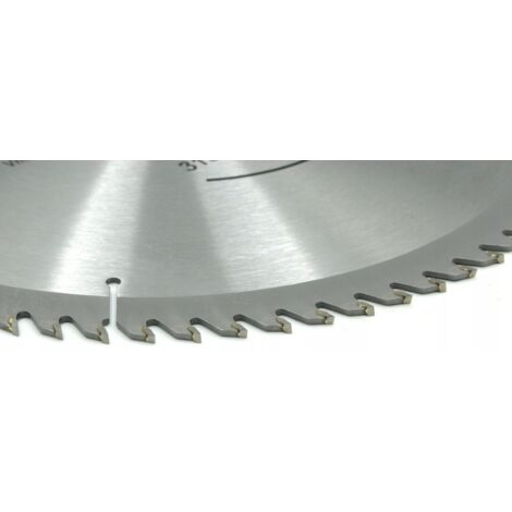 Hoja De Sierra Circular Makita Bluemak - 165 Mm Diámetro, 20 Dientes, Punta De Carburo De Tungsteno, Revestimiento Azul Antiadherente