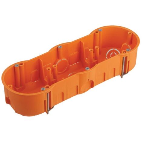 Dreifach-Gipskartondose mit Schrauben - A.0041P