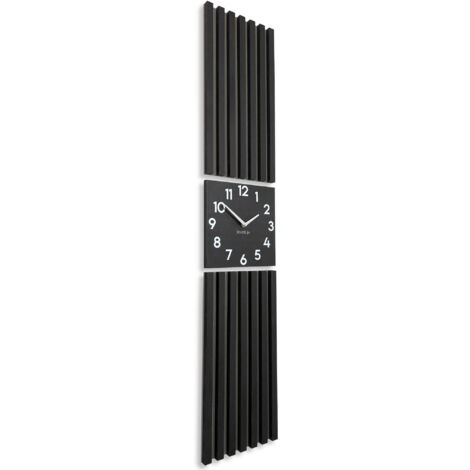 Schwarze Plattenuhr in Lamellenbauweise, 155 x 30 cm
