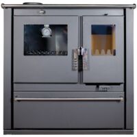 Holzherd Verso CS Plus – 7,7 kW – Metallplatte oben, funktionales Design und Rauchrohr links – Energieklasse A