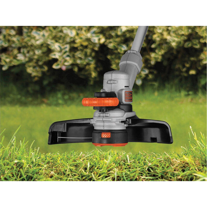 Black & Decker STC1820CM Tondeuse/Coupe-bordure/Dresse-bordure 3 En 1 Sans Fil - 30cm - Pratique Et Polyvalent