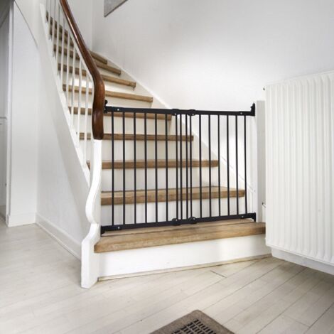 Safetots Diagonal Fit Baby Gate, 67cm - 105.5cm, Black Metal, Multi Fit Stair Gate, Diagonal Fit Safety Gate