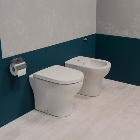 Coppia sanitari filomuro in ceramica serie Zentrum