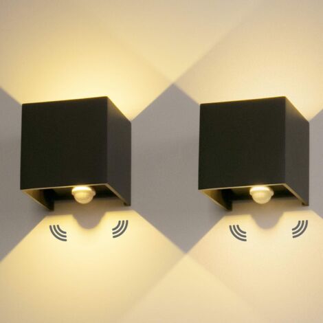 2 Pièces LED Applique Murale Exterieur 12W Avec détecteur de movement 3000K Luminaire Exterieur Murale IP65 Lampe Murale Avec Angle de Faisceau Réglable Up Down Design Intérieure/Extérieure