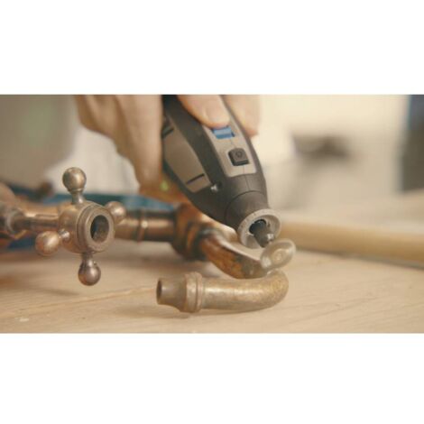 Dremel – Outil multifonction sans fil 12V 2Ah – Vitesse variable 5000-35000 tr/min – 5 accessoires inclus – Pour découpe et sculpture (1/10)