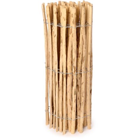 Garronda Gartenzaun zum Stecken aus Haselnüsse Zaun Garten Staketenzaun Beeteinfassung Holz Steckzaun Hochwertiger Gartenzaun für Ihren Garten GD-0079 (Lattenabstand: 3-5 cm, 120 cm x 500 cm)