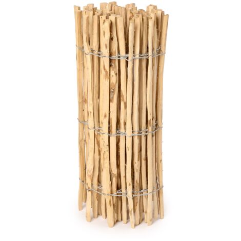 Garronda Gartenzaun zum Stecken aus Haselnüsse Zaun Garten Staketenzaun Beeteinfassung Holz Steckzaun Hochwertiger Gartenzaun für Ihren Garten GD-0079 (Lattenabstand: 7-8 cm, 90 cm x 500 cm)